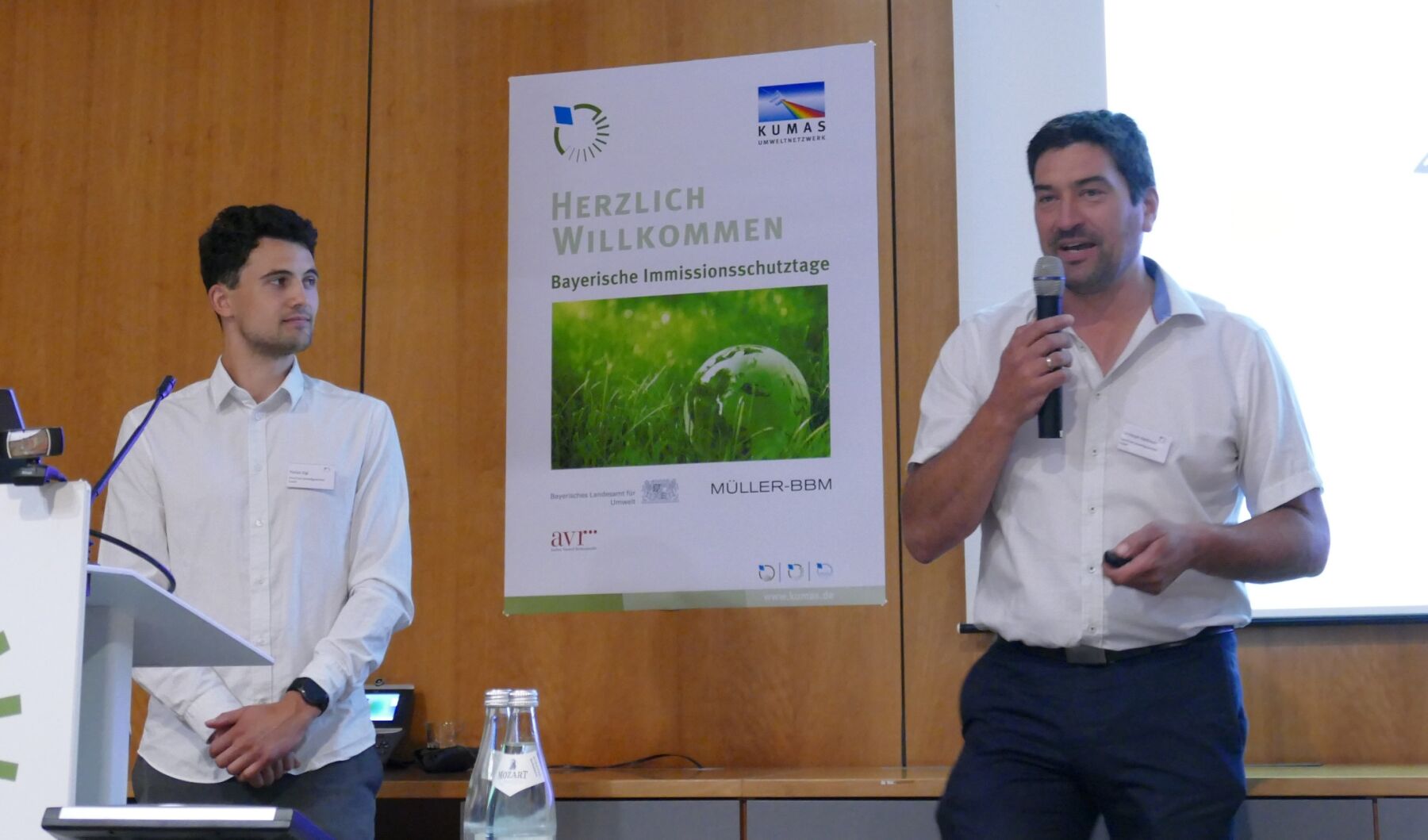Christoph Reithmair und Florian Sigl von der OmniCert - Bild: KUMAS – Kompetenzzentrum Umwelt e. V. Christoph Reithmair und Florian Sigl von der OmniCert - Bild: KUMAS – Kompetenzzentrum Umwelt e. V.
